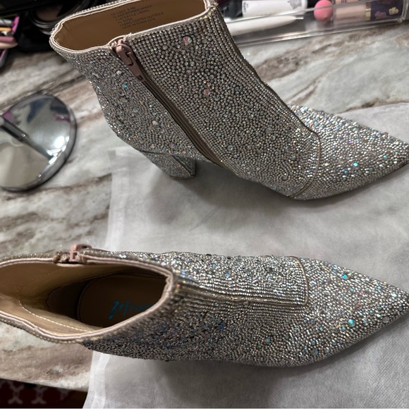 Rhinestone Boots 8.5 Betsy Johnson - Picture 6 of 7